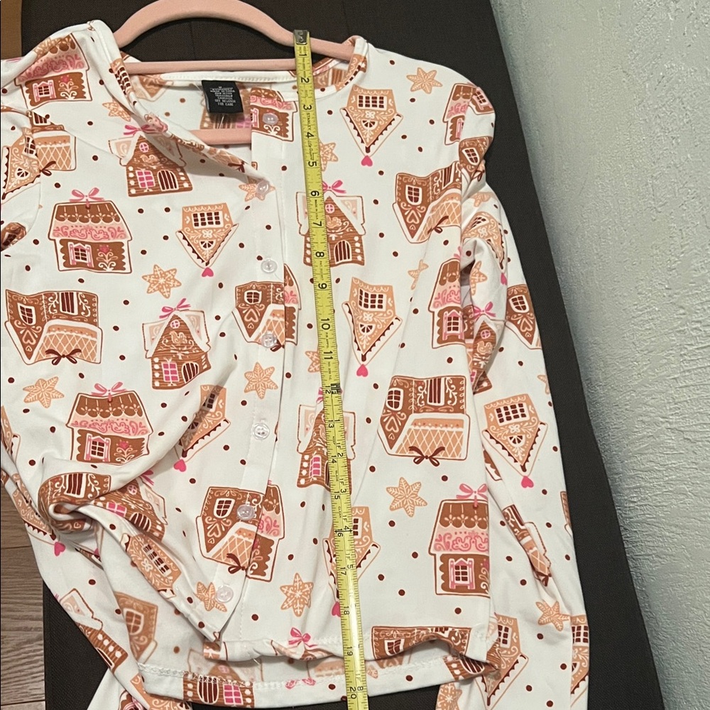 # 0516+ Gingerbread House Pattern Shirt - Brown and Pink - Picture 5 of 5